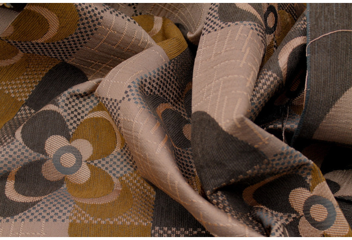 Tissu Jacquard d'Ameublement Fleur Saumon -Au Mètre