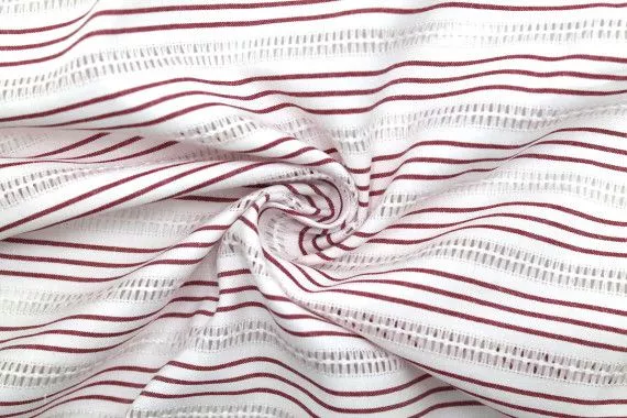 Tissu Polycoton Brodé Blanc Rayure Rouge -Au Mètre
