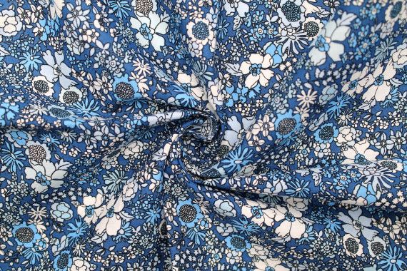 Tissu Popeline Coton Imprimé Fleur Peony Bleu -Au Mètre