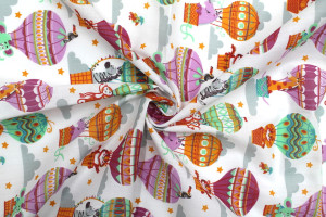 Tissu Popeline PolyCoton Imprimé Mongolfière Blanc -Au Mètre