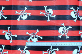 Tissu Satin Polyester Imprimé Rayure Pirate Rouge -Au Mètre