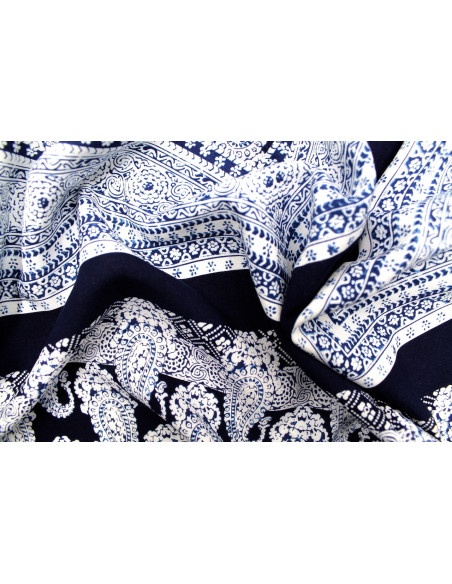 Tissu Viscose Imprimée Bandana Marine -Au Mètre