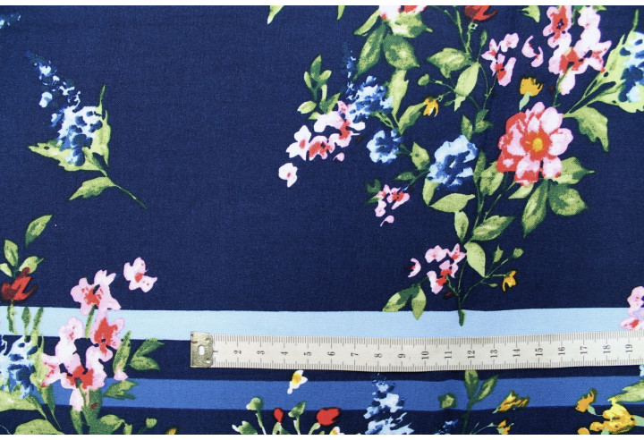 Tissu Viscose Imprimée Florella Marine -Au Mètre