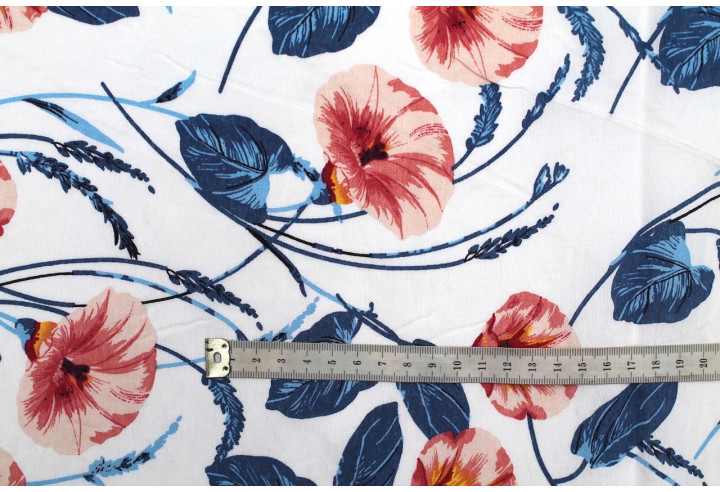 Tissu Viscose Polyamide Imprimé Fleur Camelia Blanc -Au Mètre