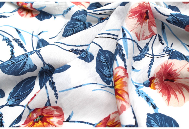 Tissu Viscose Polyamide Imprimé Fleur Camelia Blanc -Au Mètre