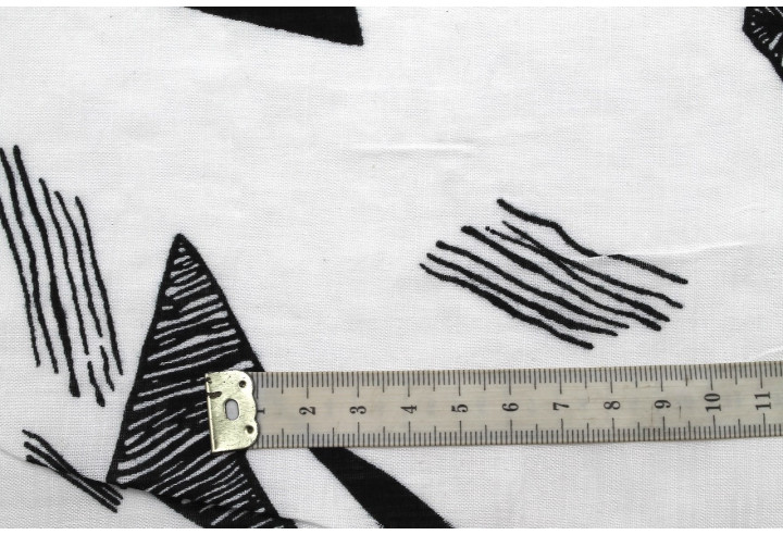 Tissu Voile Coton Viscose Imprimé Triangles Blanc -Au Mètre