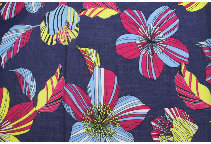 Tissu Voile Coton Viscose Imprimé Fleur Giant Marine -Au Mètre