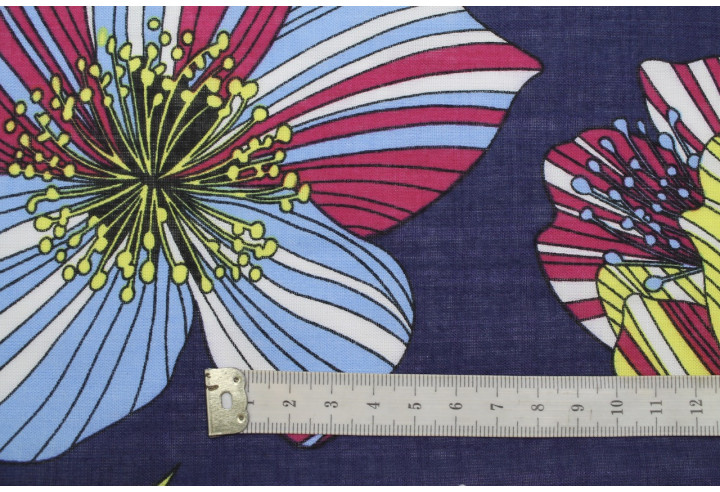 Tissu Voile Coton Viscose Imprimé Fleur Giant Marine -Au Mètre