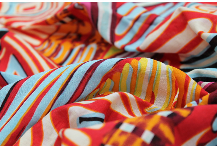 Tissu Voile Coton Viscose Imprimé Illusions Rouge -Au Mètre