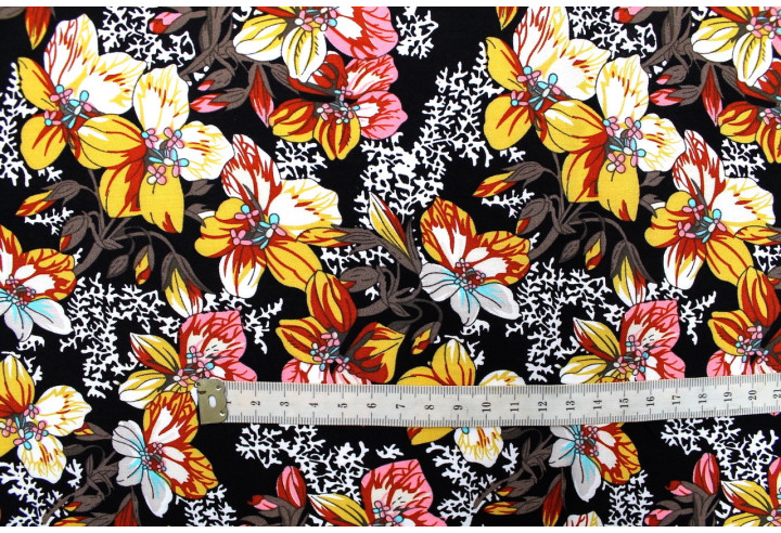 Tissu Viscose Imprimé Fleur Anasthasia Noir -Au Mètre