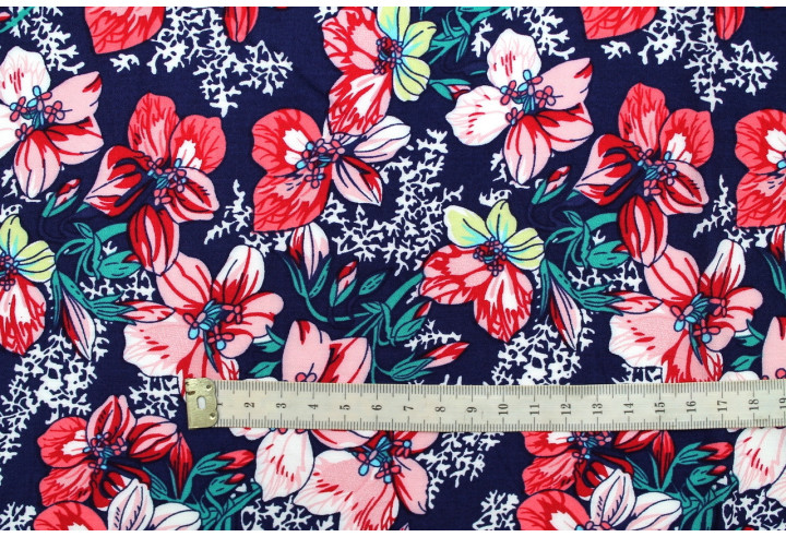 Tissu Viscose Imprimé Fleur Anasthasia Marine -Au Mètre