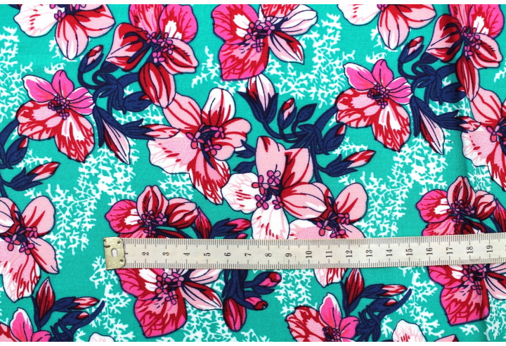 Tissu Viscose Imprimé Fleur Anasthasia Vert -Au Mètre
