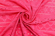 Tissu Jersey Brodé Perforé Mona Fuchsia -Au Mètre