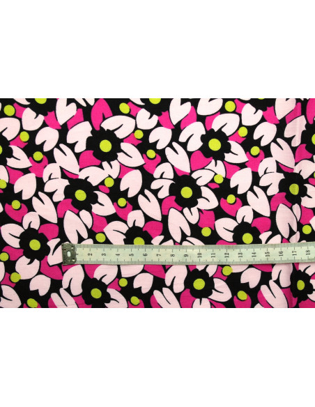 Tissu Popeline Coton Imprimé Pétales Fuchsia -Au Mètre
