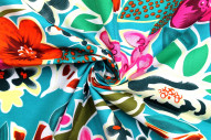 Tissu Popeline Coton Imprimé Fleur Rosaria Turquoise -Au Mètre