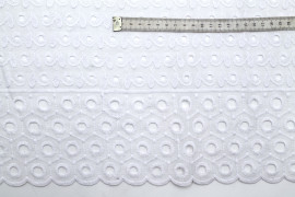 Tissu Broderie Anglaise Fleur Doly Blanc -Au Mètre