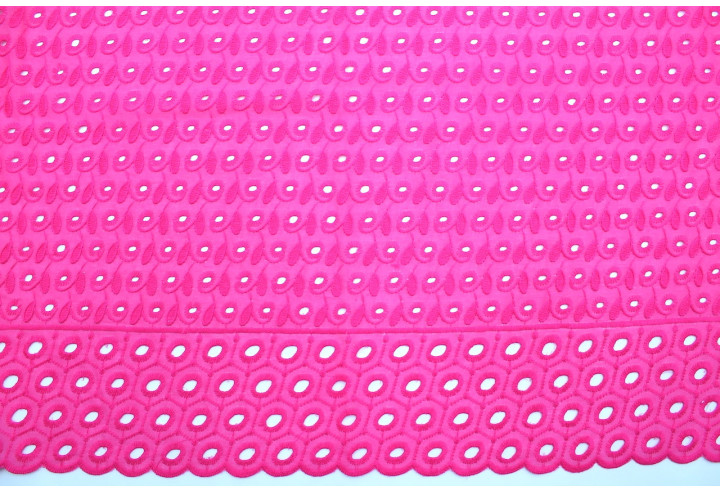 Tissu Broderie Anglaise Fleur Doly Fuchsia -Au Mètre