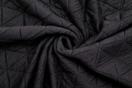 Tissu Matelassé Gros Triangles Noir -Au Mètre