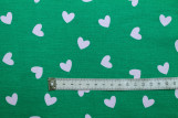 Tissu Popeline Coton Imprimé Fond Vert Cœur Blanc -Au Mètre