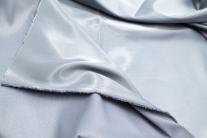 Tissu Satin Soyeux peau de pêche Bleu Denim -Au mètre 2