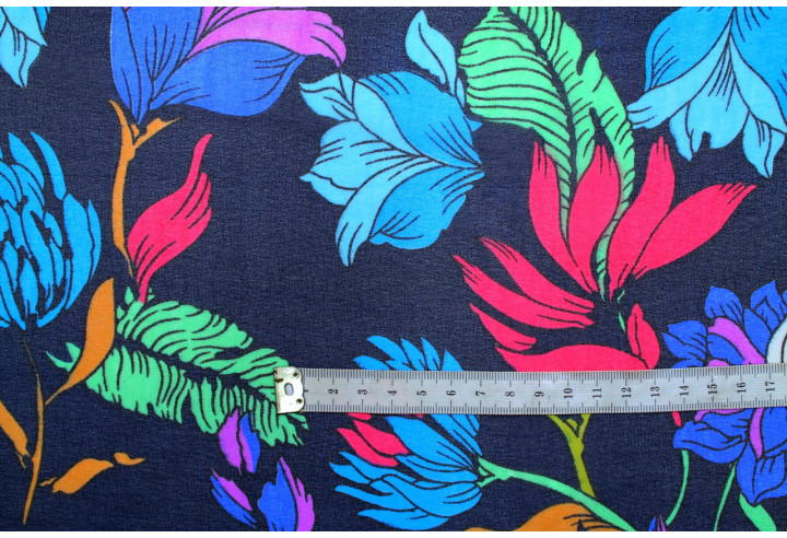 Tissu Mousseline Georgette Imprimée Fleur Nadia Marine -Au Mètre