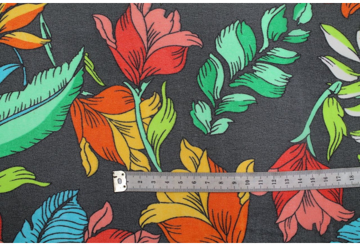 Tissu Mousseline Georgette Imprimée Fleur Nadia Gris -Au Mètre