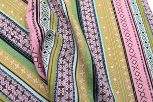 Tissu Popeline Viscose Imprimé Indiana Rose -Au Mètre 2