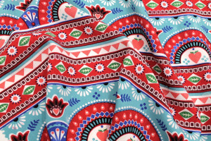 Tissu Popeline Viscose Imprimé Paradis des cœurs Rouge -Au Mètre 2