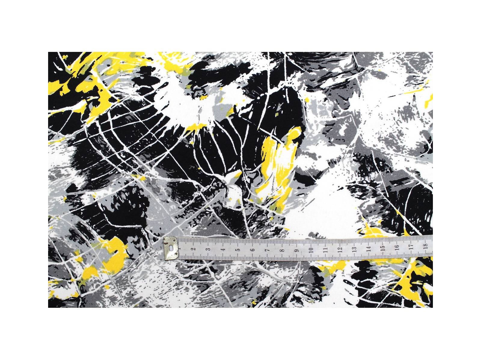 Tissu Imprimé éclaboussures (splatter) Noir Et Cerise - 60" De Large - Vente Au Mètre