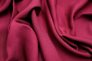 Tissu Gabardine Viscose Uni Bordeaux -Au Mètre 2