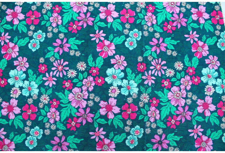 Tissu Velours Côtelé Fleur Hibiscus Vert -Au Mètre