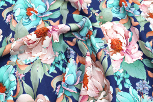 Tissu Gabardine Viscose Imprimé Fleur April Marine de Qualité, Tissu au mètre, Tissu pas cher - Alltissus.com 2