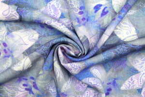 Tissu Gabardine Viscose Imprimé Fleur Étoile Bleu de Qualité, Tissu au mètre, Tissu pas cher - Alltissus.com