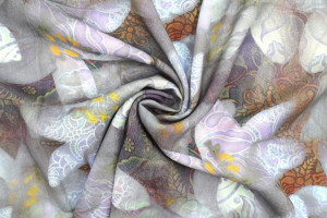 Tissu Gabardine Viscose Imprimé Fleur Étoile Gris de Qualité, Tissu au mètre, Tissu pas cher - Alltissus.com