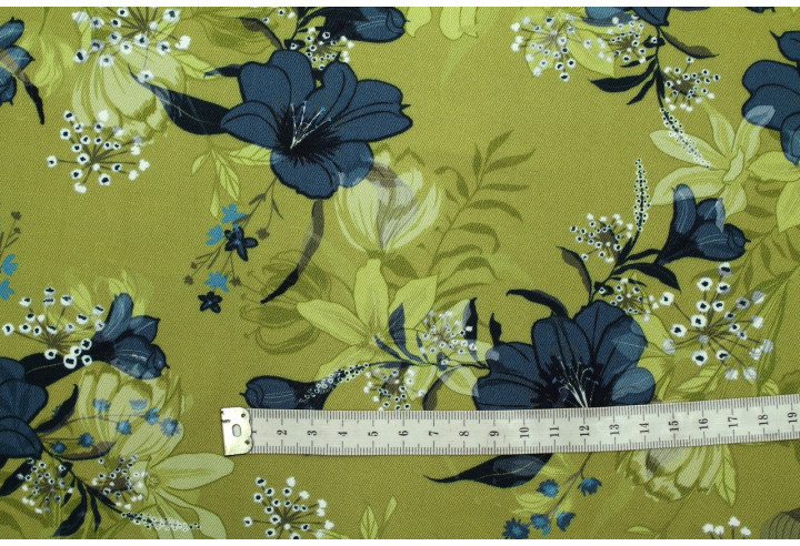 Tissu Gabardine Viscose Imprimé Fleur Délys Pistache de Qualité, Tissu au mètre, Tissu pas cher - Alltissus.com