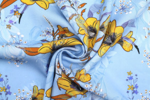 Tissu Gabardine Viscose Imprimé Fleur Délys Ciel de Qualité, Tissu au mètre, Tissu pas cher - Alltissus.com