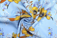 Tissu Gabardine Viscose Imprimé Fleur Délys Ciel de Qualité, Tissu au mètre, Tissu pas cher - Alltissus.com