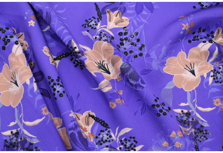 Tissu Gabardine Viscose Imprimé Fleur Délys Violine de Qualité, Tissu au mètre, Tissu pas cher - Alltissus.com