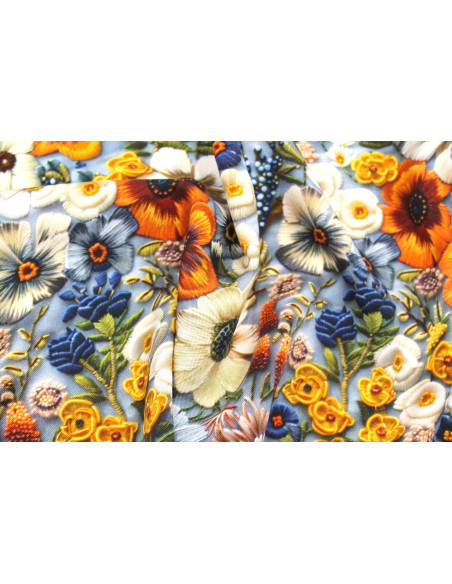 Tissu Gabardine Viscose Imprimé Fleur Chic Gris de Qualité, Tissu au mètre, Tissu pas cher - Alltissus.com