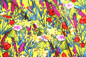 Tissu Gabardine Viscose Imprimé Fleur Stary Jaune de Qualité, Tissu au mètre, Tissu pas cher - Alltissus.com 2
