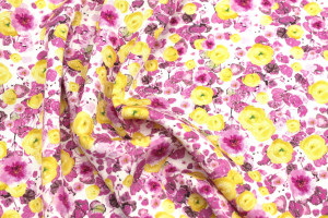 Tissu Gabardine Viscose Imprimé Fleur Poppies Rose de Qualité, Tissu au mètre, Tissu pas cher - Alltissus.com 2