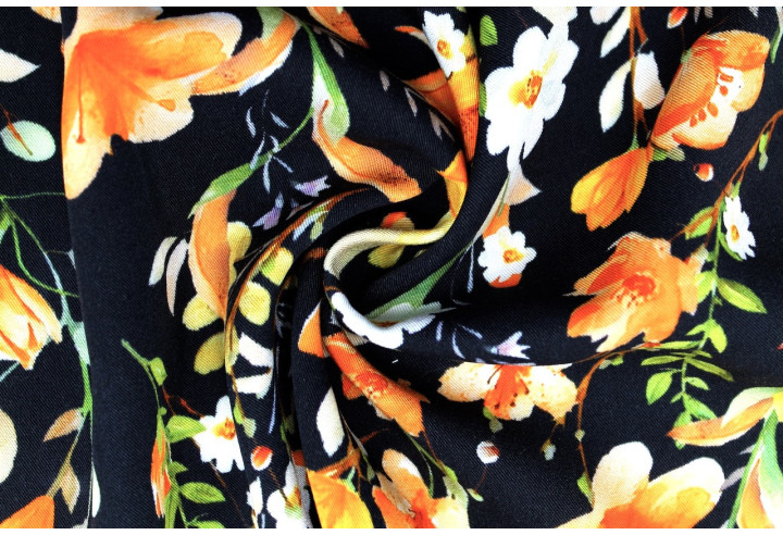 Tissu Gabardine Viscose Imprimé Fleur Violette Noir de Qualité, Tissu au mètre, Tissu pas cher - Alltissus.com