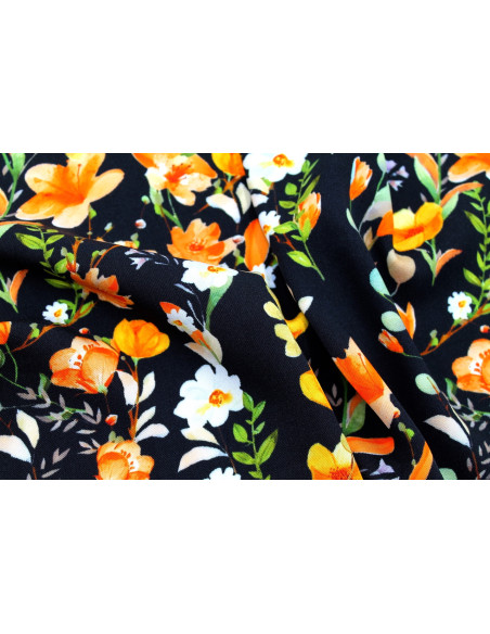 Tissu Gabardine Viscose Imprimé Fleur Violette Noir de Qualité, Tissu au mètre, Tissu pas cher - Alltissus.com