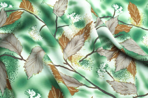 Tissu Gabardine Viscose Imprimé Feuille Plume Vert de Qualité, Tissu au mètre, Tissu pas cher - Alltissus.com 2