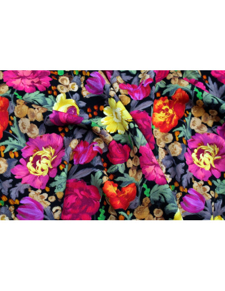 Tissu Gabardine Viscose Imprimé Fleur Rozaly Noir de Qualité, Tissu au mètre, Tissu pas cher - Alltissus.com