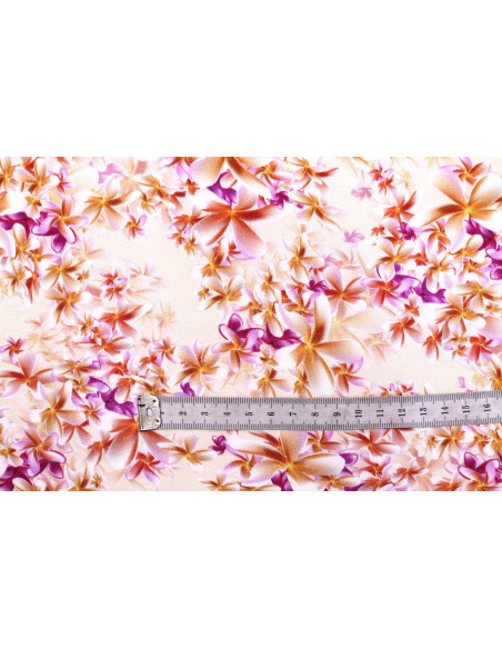 Tissu Gabardine Viscose Imprimé Fleur Cassandra Beige de Qualité, Tissu au mètre, Tissu pas cher - Alltissus.com