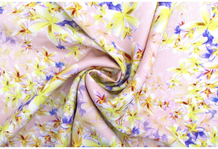Tissu Gabardine Viscose Imprimé Fleur Cassandra Rose de Qualité, Tissu au mètre, Tissu pas cher - Alltissus.com