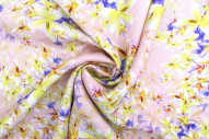 Tissu Gabardine Viscose Imprimé Fleur Cassandra Rose de Qualité, Tissu au mètre, Tissu pas cher - Alltissus.com