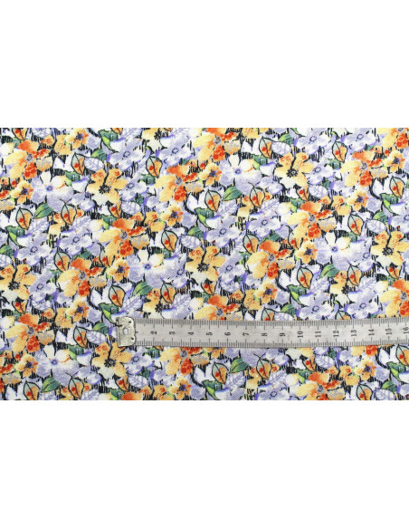 Tissu Gabardine Viscose Imprimé Fleur Purple Beige de Qualité, Tissu au mètre, Tissu pas cher - Alltissus.com