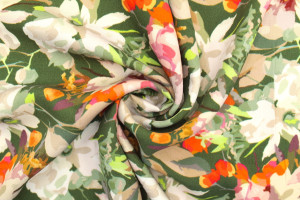 Tissu Gabardine Viscose Imprimé Fleur Maria Kaki de Qualité, Tissu au mètre, Tissu pas cher - Alltissus.com